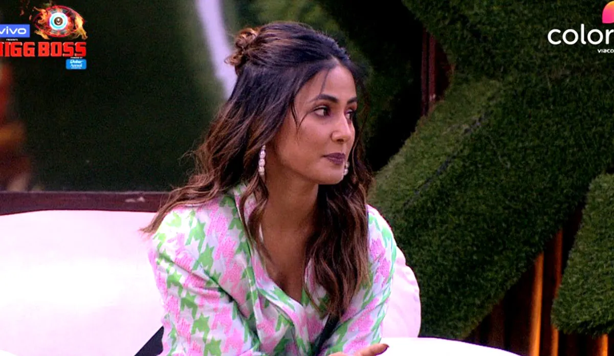 Bigg Boss 13: फिनाले से 1 महीने पहले जबरदस्त ट्विस्ट लेकर आईं हिना खान, किसे मिलेगी 'एलीट क्लब' की मेंबरशिप! bigg boss 13 january 13- India TV Hindi