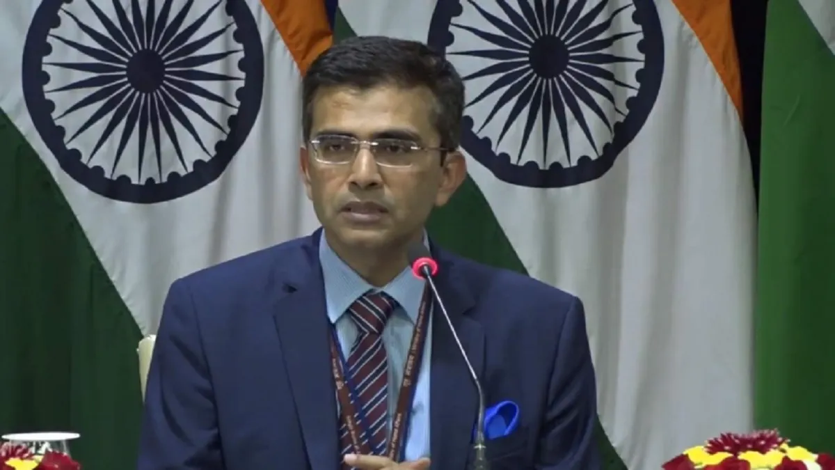 चीन को चिकित्सा उपकरणों के निर्यात पर लगाए गए कुछ प्रतिबंध, विदेश मंत्रालय ने चीन के निर्यात पर साफ की स्थिति Raveesh Kumar, MEA spokesperson, china, Medical equipment from China, MEA- India TV Hindi