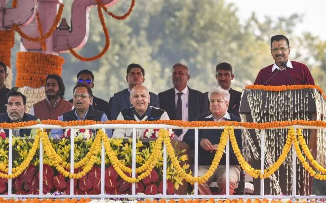 अरविंद केजरीवाल ने लगातार तीसरी बार ली दिल्ली के मुख्यमंत्री के रूप में शपथ Arvind Kejriwal sworn in as Delhi chief minister- India TV Hindi