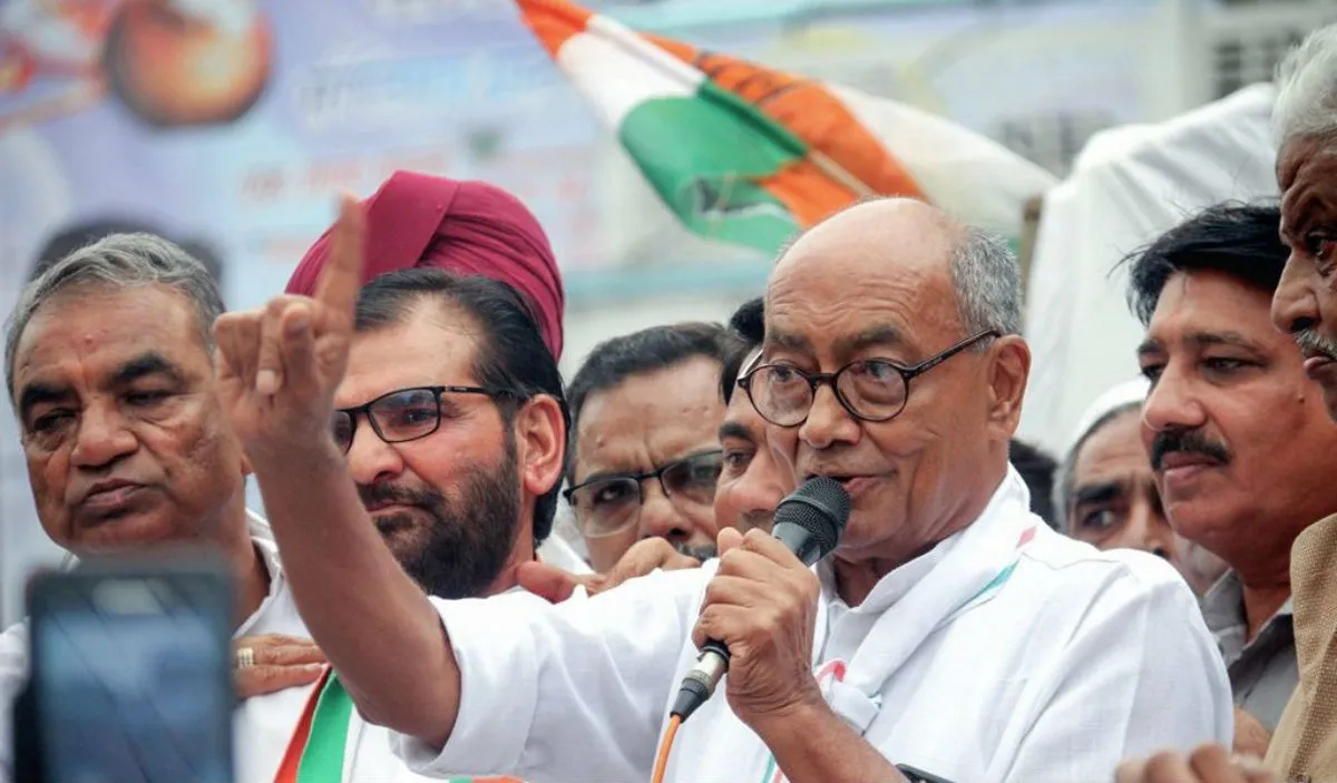 पैसा लेकर जनमत पर कुठाराघात करने वालों को उपचुनाव में जनता को हराना चाहिए: दिग्विजय Digvijay Singh- India TV Hindi