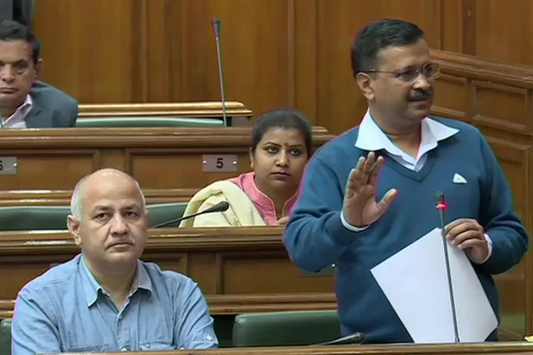कोरोना वायरस से निपटने की तैयारियों का मुख्यमंत्री अरविंद केजरीवाल ने की समीक्षा Chief Minister Arvind Kejriwal reviews preparedness to deal with coronavirus- India TV Hindi