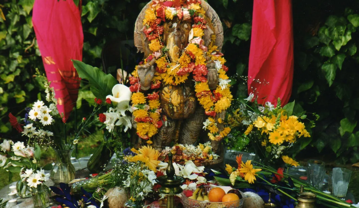 वज्र योग के साथ लग रहा है खास नक्षत्र, राशिनुसार ये उपाय करने से होगी हर इच्छा पूरी वज्र योग के साथ लग रहा है खास नक्षत्र, राशिनुसार ये उपाय करने से होगी हर इच्छा पूरी- India TV Hindi