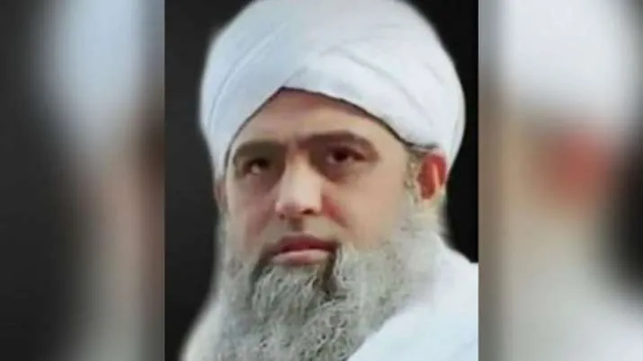 मौलाना साद दिखा रहा चतुराई, क्वारंटाइन के बहाने समर्थन हासिल करने की कोशिश <p>मौलाना साद</p>- India TV Hindi