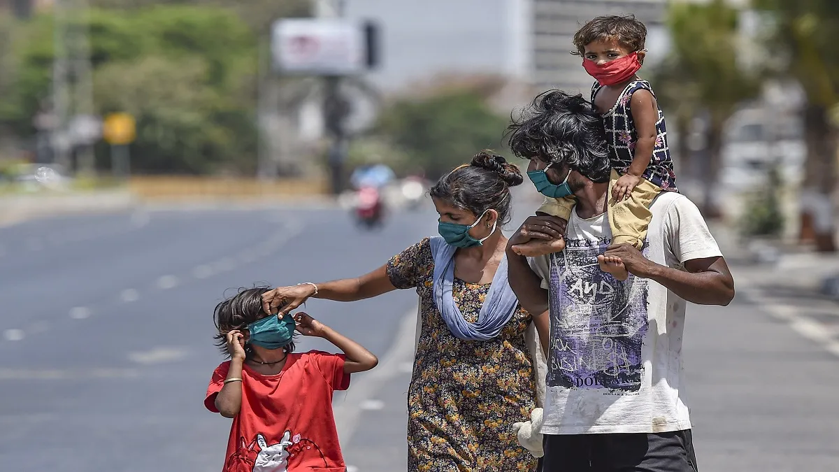 Coronavirus: मुंबई में पॉजिटिव मरीजों की संख्या 775 हुई, अबतक 54 लोगों की मौत Coronavirus: मुंबई में पॉजिटिव मरीजों की संख्या 775 हुई, अबतक 54 लोगों की मौत- India TV Hindi