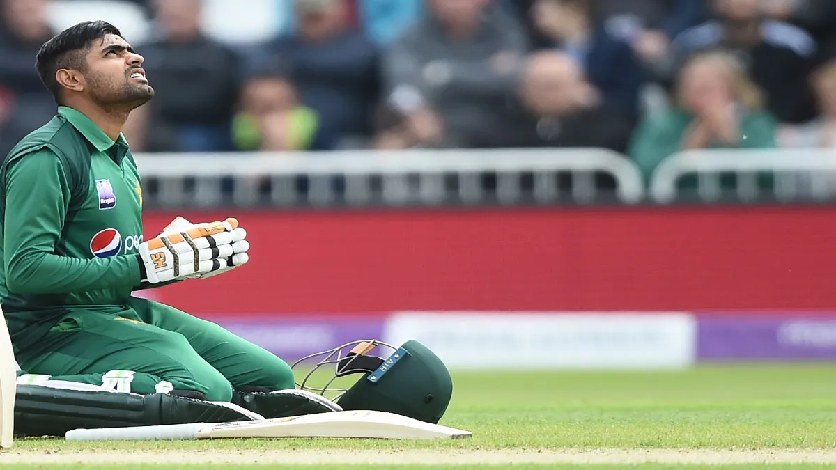 बाबर आजम ने किया खुलासा, करियर के शुरुआत में इस कोच से मिली थी उन्हें भरपूर मदद Babar Azam, babar azam new virat kohli, babar azam vs virat kohli, babar azam batting, babar azam re- India TV Hindi