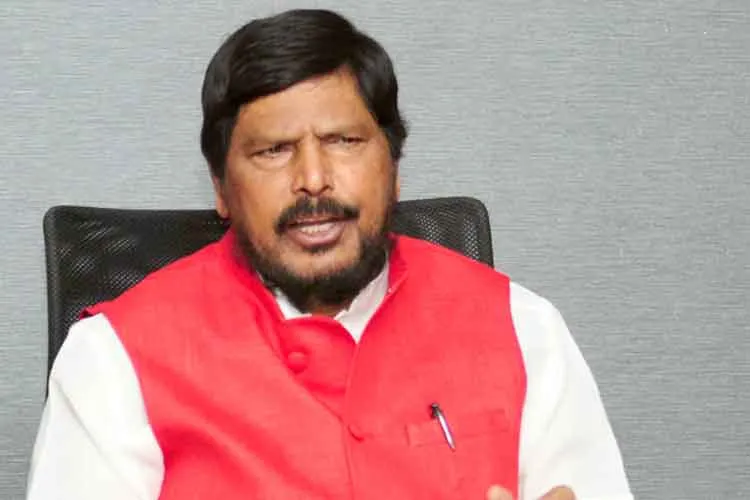 मोदी सरकार के मंत्री रामदास अठावले बोले, 'देश में 30 मई तक बढ़ाया जाए लॉकडाउन' <p>Ramdas Athawale</p>- India TV Hindi