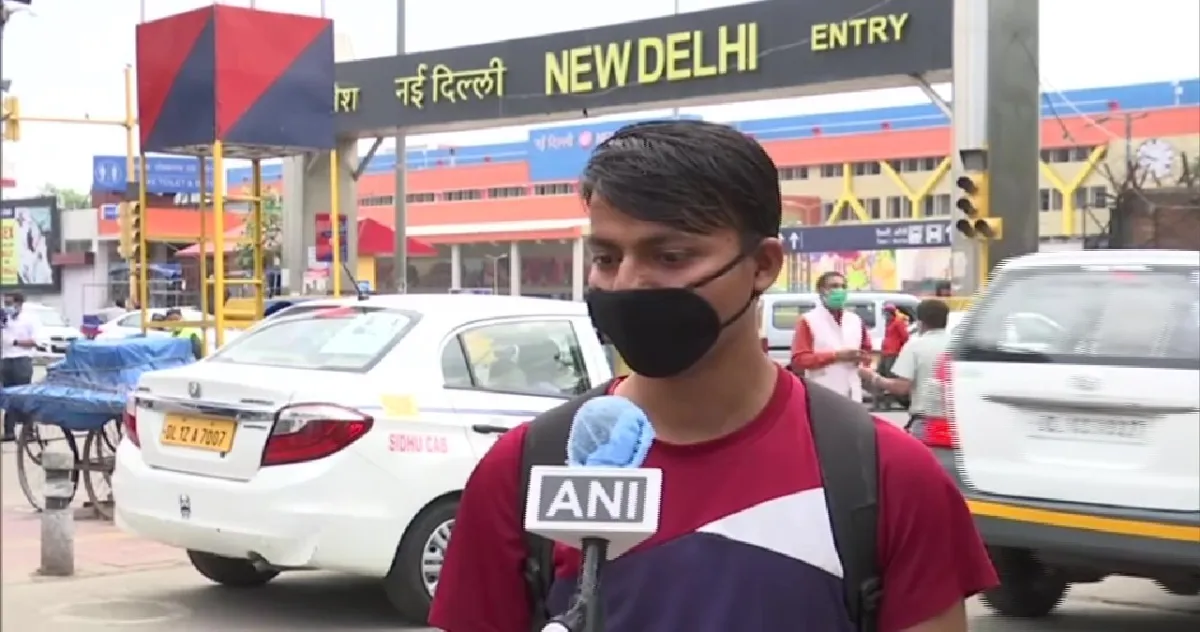 Special trains live : शाम से चलेंगी ट्रेनें, घंटों पहले दिल्ली और मुंबई के स्टेशनों पर पहुंचे यात्री <p>Special Trains</p>- India TV Hindi