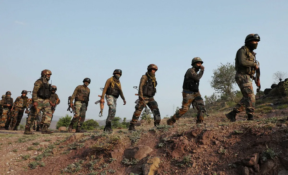 J&K में आतंकवाद का समर्थन खत्म होने के करीब, लोग शांति चाहते हैं: वरिष्ठ थल सेना अधिकारी Indian Army in Kashmir- India TV Hindi