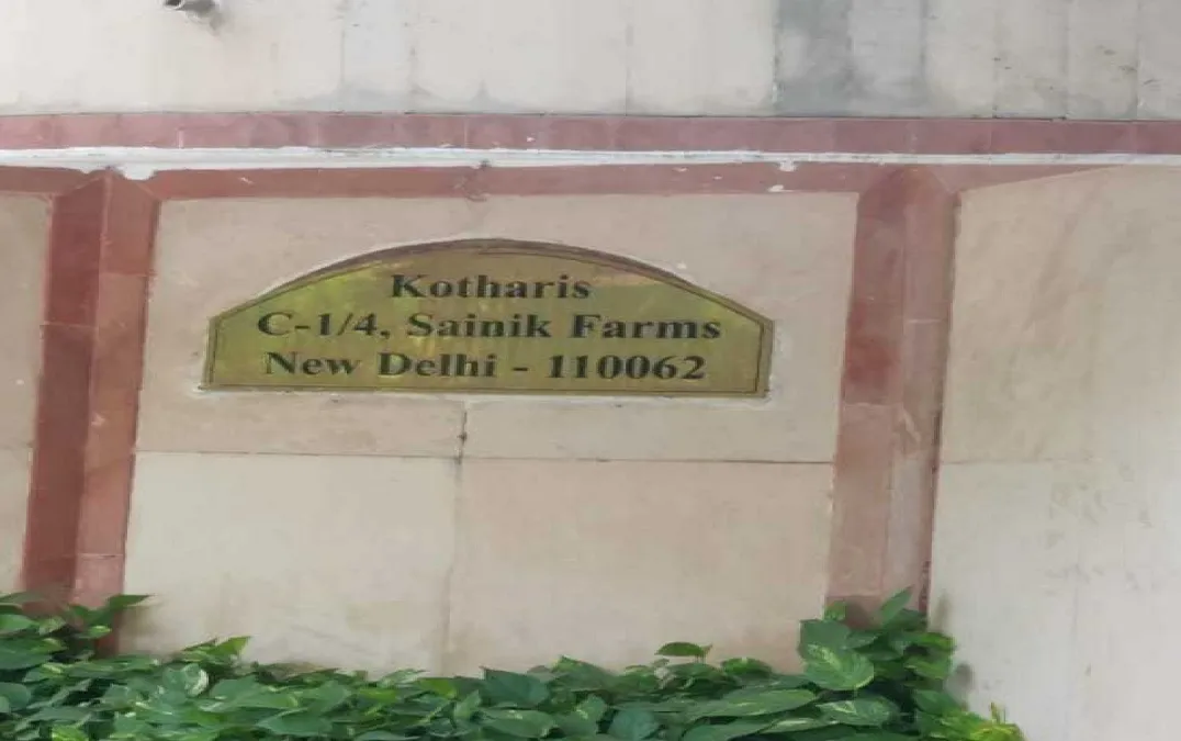 गहलोत के एक और करीबी सुनील कोठारी पर आयकर का शिकंजा, दिल्ली के सैनिक फार्म की कोठियों पर मारे छापे <p>Sunil Kothari</p>- India TV Hindi