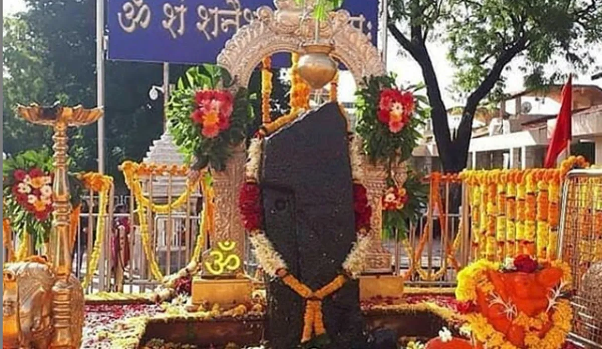 साढ़े साती और ढैय्या से निजात पाने के लिए शनिवार को करें ये खास उपाय, मां लक्ष्मी रहेंगी हमेशा आपके घर शनिवार को .ये उपाय करना होगा शुभ- India TV Hindi