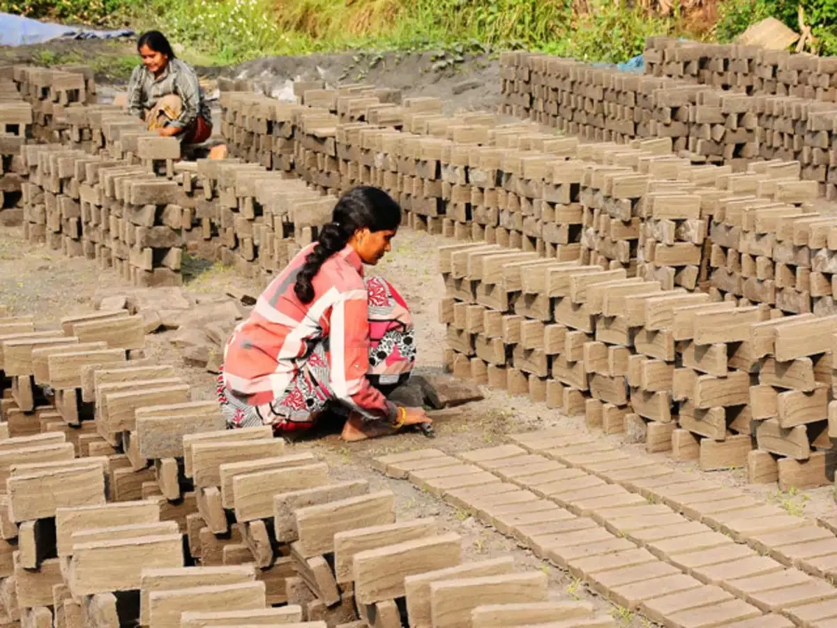 Worst seems to be over for Indian economy,says DEA report- India TV Paisa