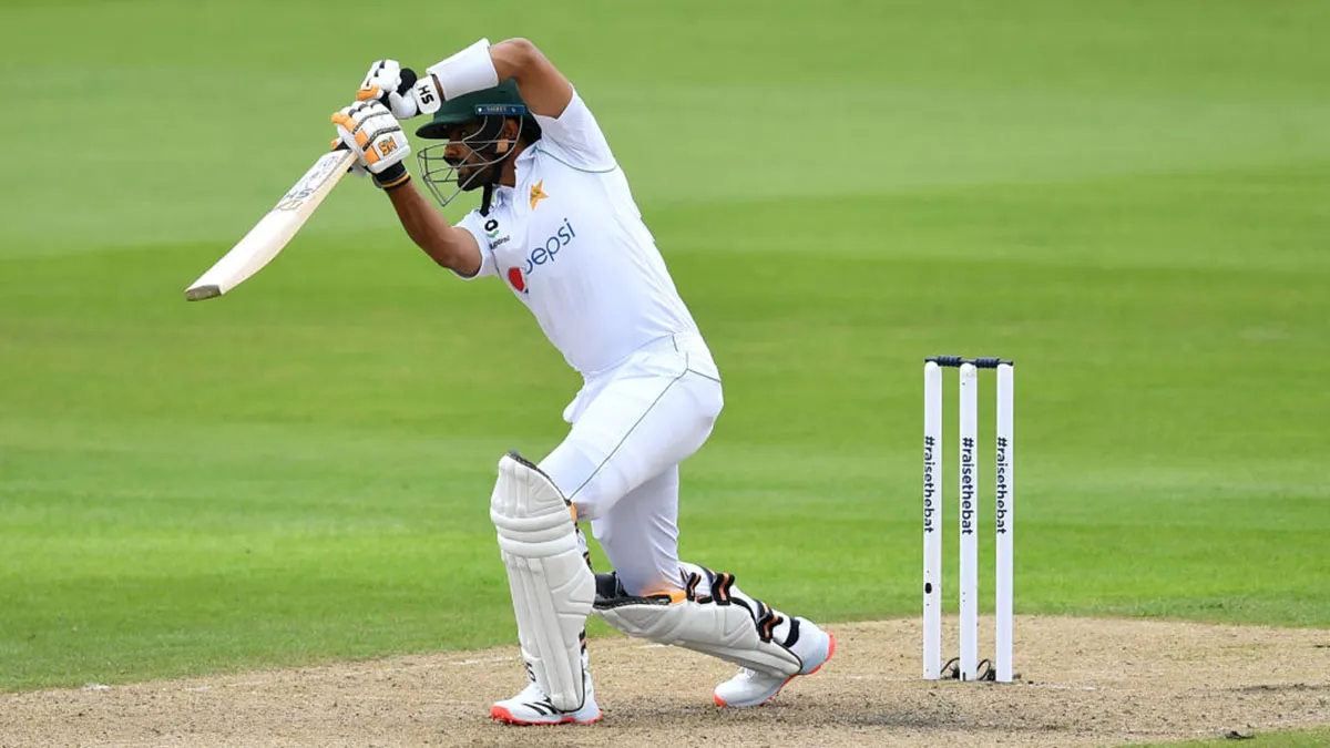 Highlights, Eng vs Pak, 1st Test, Day 1 : बारिश और खराब रोशनी के कारण पहले दिन हुआ सिर्फ 49 ओवर का खेल, पाकिस्तान 139/2 Live Cricket Score England vs Pakistan 1st Test day 1 Ball to Ball Updates From Emirates Old Traffor- India TV Hindi