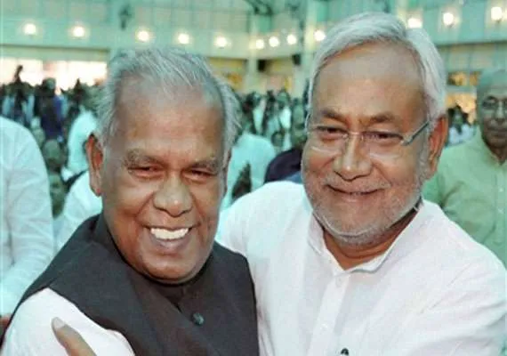 बिहार: लोजपा-जेडीयू 'अनबन' और मांझी के JDU 'प्रेम' से नए समीकरण के आसार Jitan Ram Manjhi and Nitish Kumar- India TV Hindi