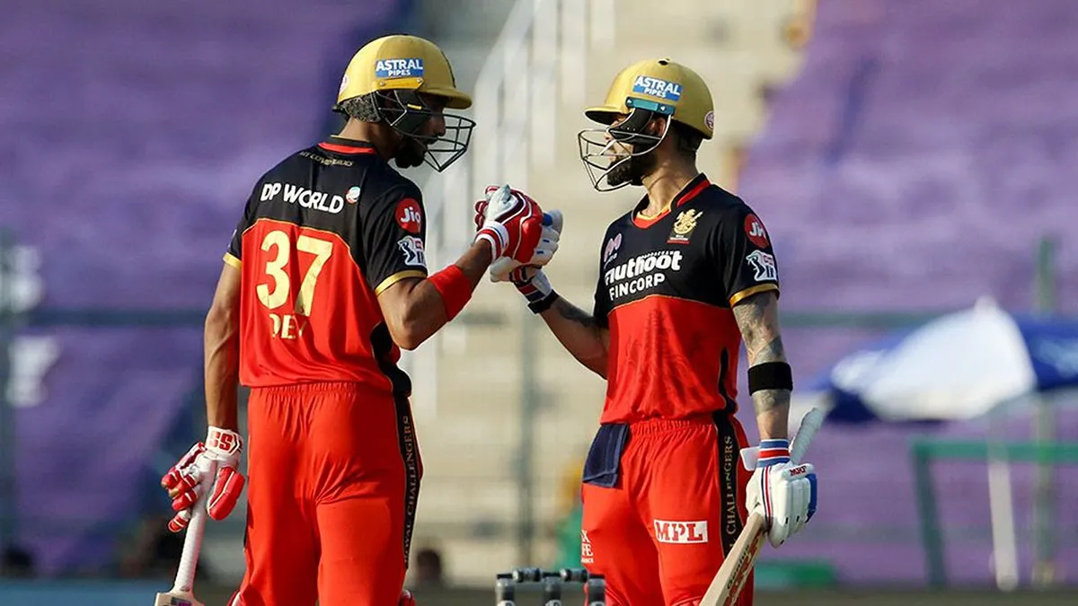 Highlights, IPL 2020 RCB vs RR : पडिक्कल (63) और कोहली (72*) के अर्धशतक की मदद से 8 विकेट से जीती आरसीबी, प्वॉइंट्स टेबल में किया टॉप RCB vs RR Live Score, IPL 2020 Live Updates Royal Challengers Bangalore vs Rajasthan Royals Live Str- India TV Hindi