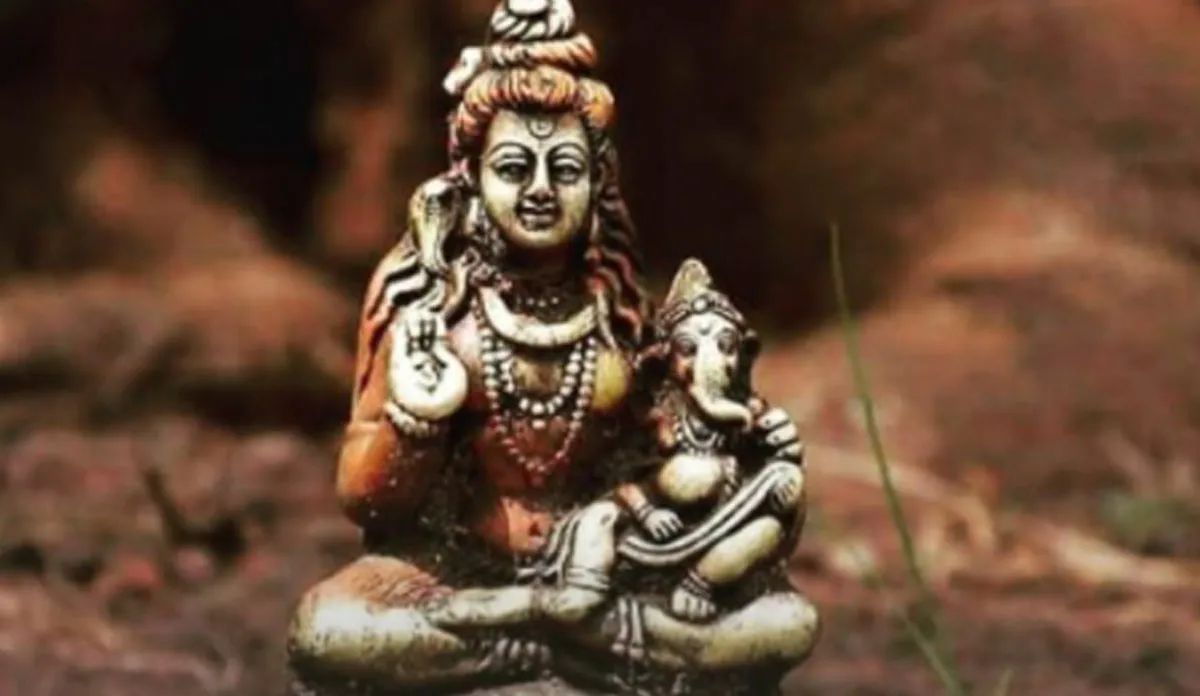 27 दिसंबर को साल का आखिरी प्रदोष व्रत, जानिए शुभ मुहूर्त, पूजा विधि और व्रत कथा 27 दिसंबर को साल का आखिरी प्रदोष व्रत, जानिए शुभ मुहूर्त, पूजा विधि और व्रत कथा- India TV Hindi