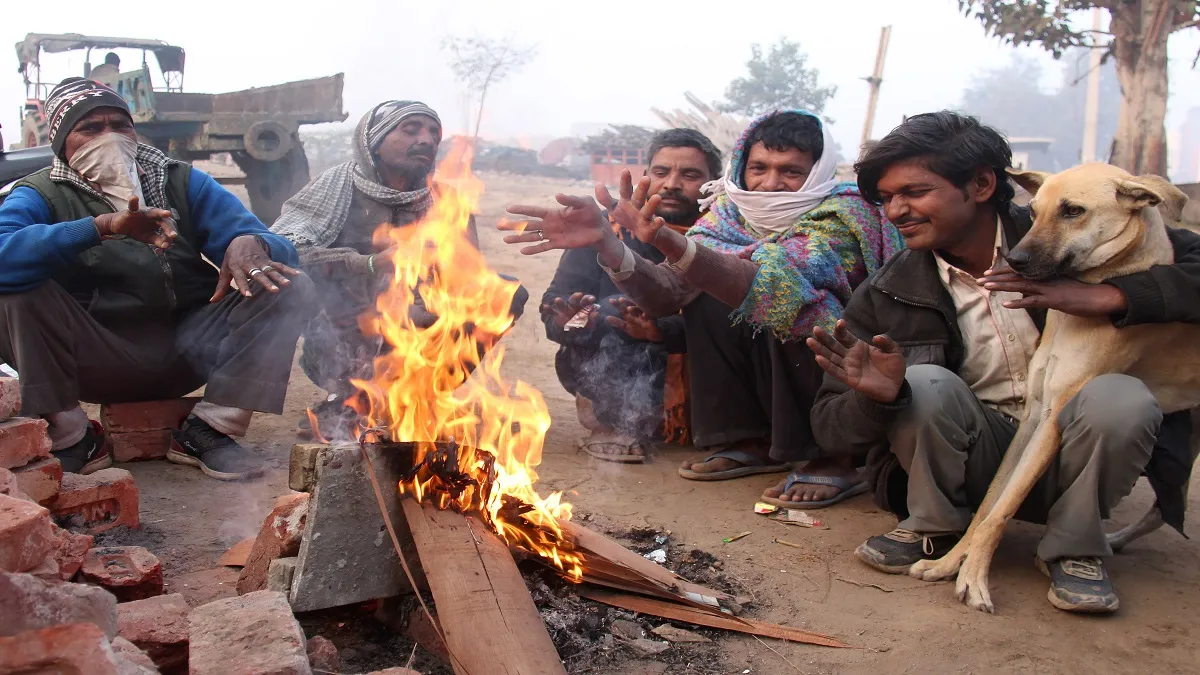 लुधियाना, हिसार में कड़ाके की ठंड, जानिए उत्तर भारत के अन्य राज्यों का तापमान temperature in ludhiana hissar churu delhi ncr uttar pradesh bihar madhya pradesh rajasthan । लुधिया- India TV Hindi