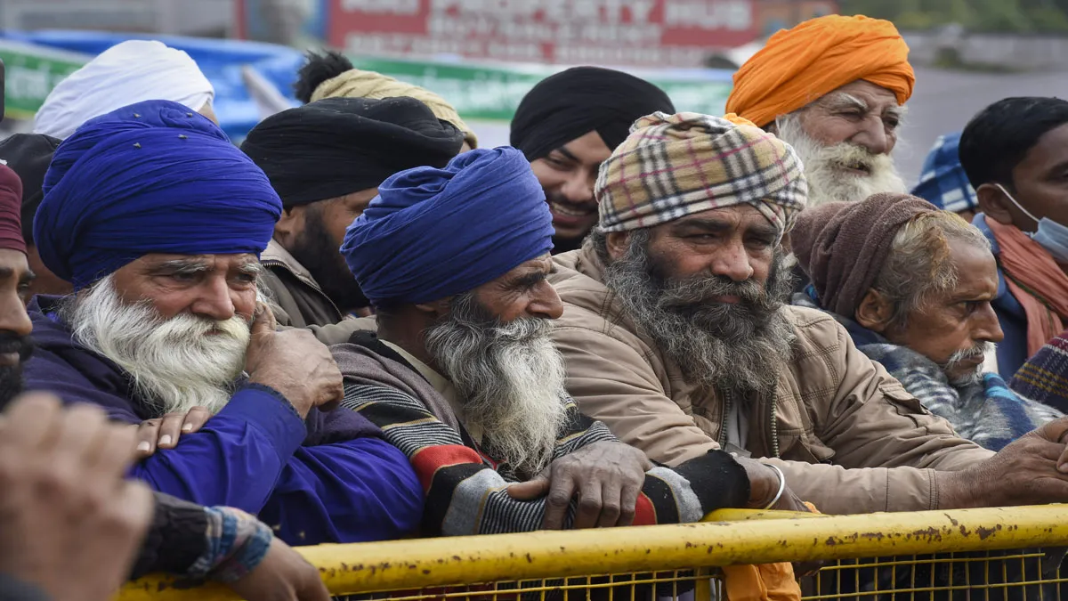 7वें दौर की बातचीत से पहले RIL ने कही बड़ी बात, कॉन्ट्रैक्ट फार्मिंग करने या कृषि जमीन खरीदने की कोई योजना नहीं No plans to enter contract farming, won't purchase any agricultural land, says Reliance Industries- India TV Paisa