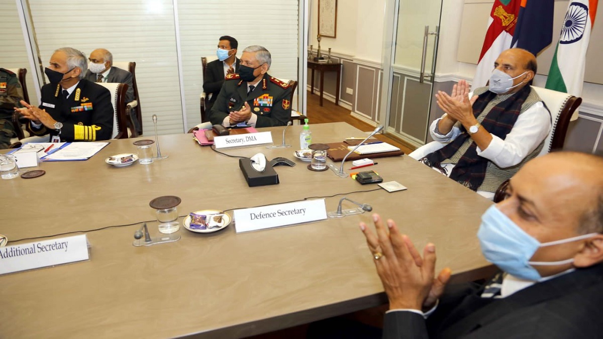 Rajnath singh launches online portal for csd canteen army staff । जवान