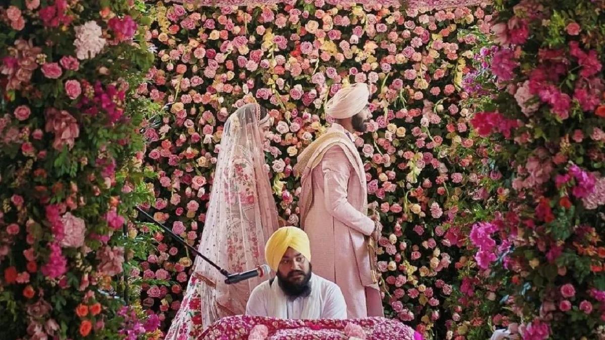 <p>संजना गणेशन के...- India TV Hindi