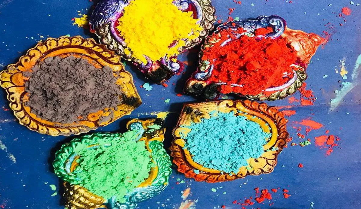 Holi 2021: सुख-शांति और धनलाभ के लिए राशिनुसार रंग से खेलें होली, साथ ही अपनाएं ये उपाय Holi 2021: सुख-शांति और धनलाभ के लिए राशिनुसार रंग से खेलें होली, साथ ही अपनाएं ये उपाय- India TV Hindi