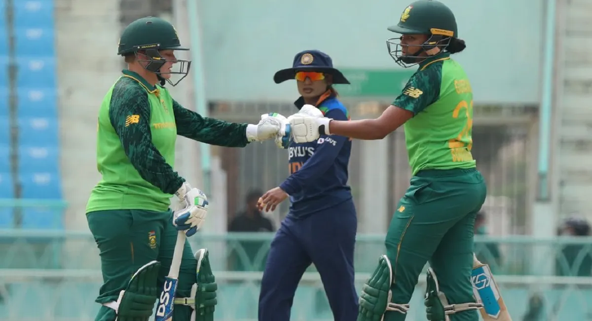 IND W vs SA W : पूनम यादव की शतकीय पारी गई बेकार, चौथे वनडे में हार के साथ भारत ने गंवाई सीरीज IND W vs SA W, Poonam Yadav, South Africa, sports, cricket- India TV Hindi