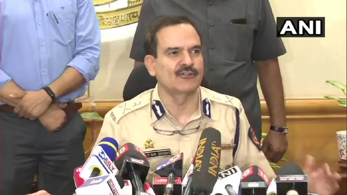 Parambir Singh Letter: इंडिया टीवी से परमबीर ने कहा- इस मसले पर कुछ नहीं बोलूंगा <p>Parambir Singh Letter: इंडिया टीवी...- India TV Hindi