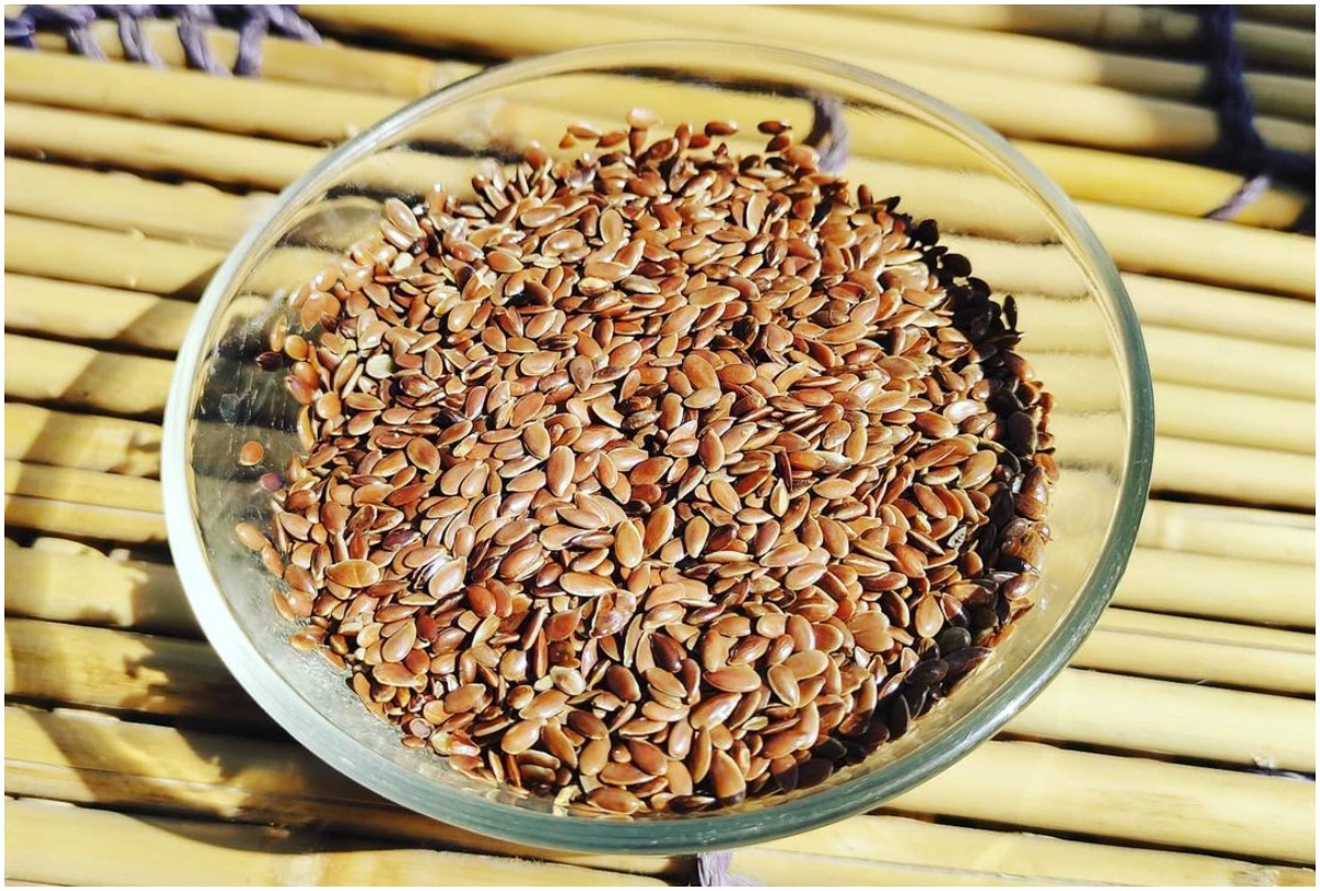 Flax Seeds or Alsi instantly control Uric acid know when and how to