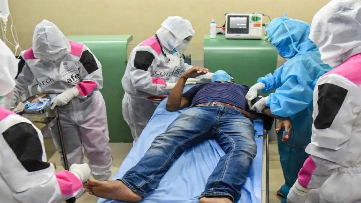 Maharashtra Corona Update: महाराष्ट्र में कोरोना के 61,695 नये मामले सामने आए, 349 और मरीजों की मौत महाराष्ट्र में कोरोना के 61,695 नये मामले सामने आये, 349 और मरीजों की मौत- India TV Hindi