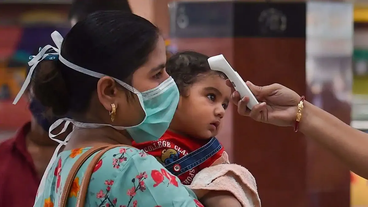 कोरोना वायरस का भारतीय स्वरूप तेजी से फैलता है, विशेषज्ञों ने बताया कितना है घातक Indian strain of coronavirus spreads faster, but little evidence of it being more lethal: Experts- India TV Hindi