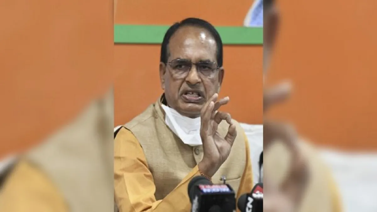 कांग्रेस नेता के बदसलूकी करने पर डॉक्टर बोला- गाली खाने नहीं बैठा हूं, दिया इस्तीफा, CM शिवराज ने कही ये बात कांग्रेस नेता के बदसलूकी करने पर डॉक्टर ने दिया इस्तीफा, सीएम शिवराज ने निंदा करते हुए कही ये बात- India TV Hindi