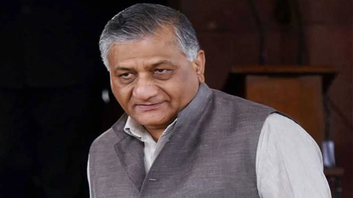 केंद्रीय मंत्री वीके सिंह को 'प्लीज हेल्प' वाले ट्वीट के लिए देनी पड़ी सफाई, जानें पूरा मामला केंद्रीय मंत्री के रिश्तेदारों तक को नहीं मिल रहे बेड! वीके सिंह ने अपने भाई के लिए लगाई गुहार- India TV Hindi