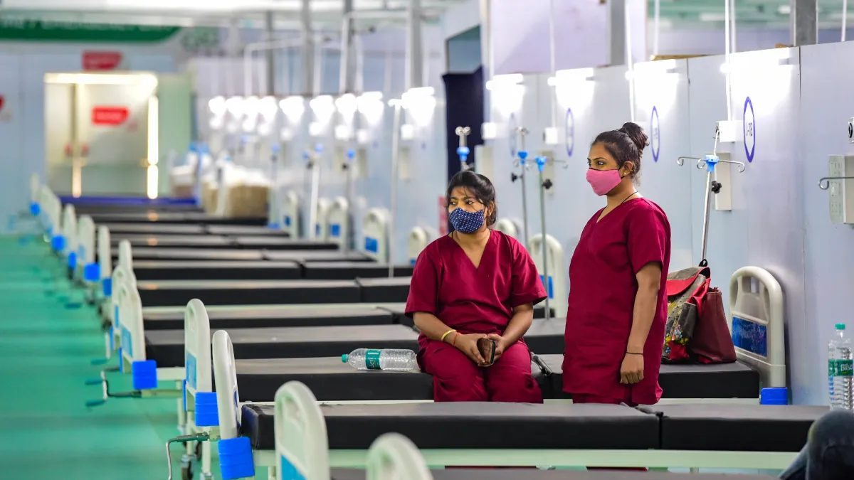 केरल, महाराष्ट्र और यूपी में कंट्रोल हुआ कोरोना! नए मामलों के मुकाबले कई गुना ज्यादा मरीज हुए ठीक महाराष्ट्र और यूपी में कंट्रोल हुआ कोरोना! नए मामलों के मुकाबले दोगुना मरीज हुए ठीक- India TV Hindi