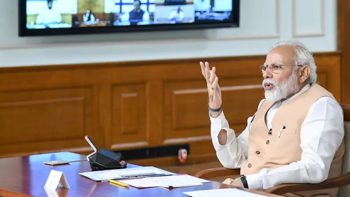 चक्रवात तौकते: PM मोदी ने लिया तैयारियों का जायजा, गुजरात सरकार भी एक्टिव, NDRF ने टीमें बढ़ाईं चक्रवात तौकते: PM मोदी ने लिया तैयारियों का जायजा, गुजरात सरकार भी एक्टिव, NDRF ने टीमें बढ़ाईं- India TV Hindi