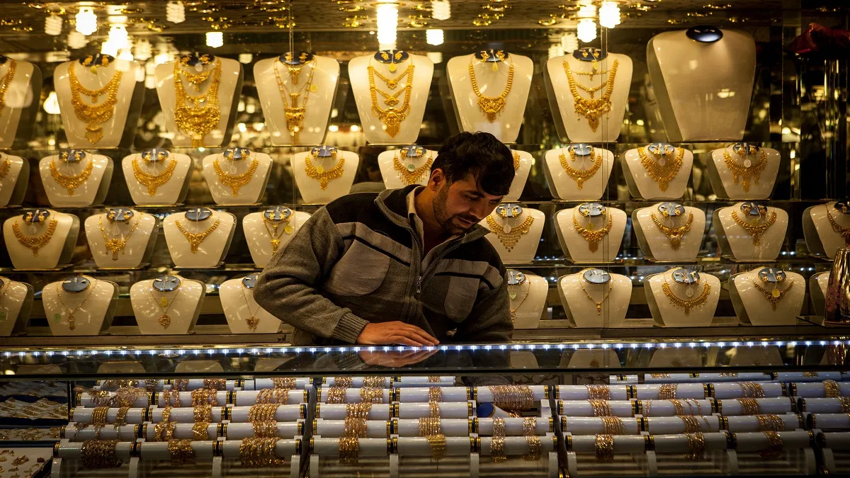 Gold Rate Today: सोना-चांदी और लुढ़के, लगातार कीमतों में गिरावट है जारी Big good news Gold price declines rupees 259 sliver rupees 110 today 10 june citywise rate list- India TV Hindi