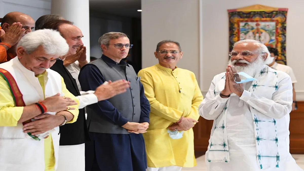 पीएम मोदी बोले- कश्मीर में चुनाव होंगे, जानिए सर्वदलीय बैठक के बाद किसने क्या कहा <p>पीएम मोदी ने...- India TV Hindi