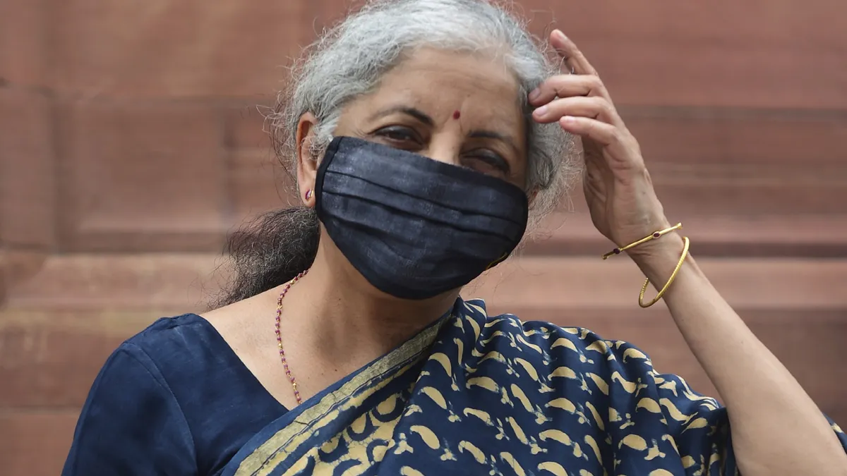 मोदी सरकार ने सॉवरेन गोल्ड बॉन्ड स्कीम से जुटाए 31290 करोड़ रुपये, ब्याज दर बढ़ाने पर FM ने दिया ये बयान Modi Govt mobilises Rs 31,290 cr from Sovereign Gold Bond Scheme- India TV Paisa