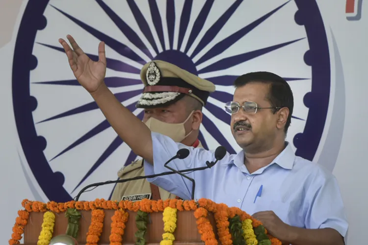 देश में शासन का एक मॉडल बनकर उभरी है दिल्ली: CM केजरीवाल <p>देश में शासन का एक...- India TV Hindi