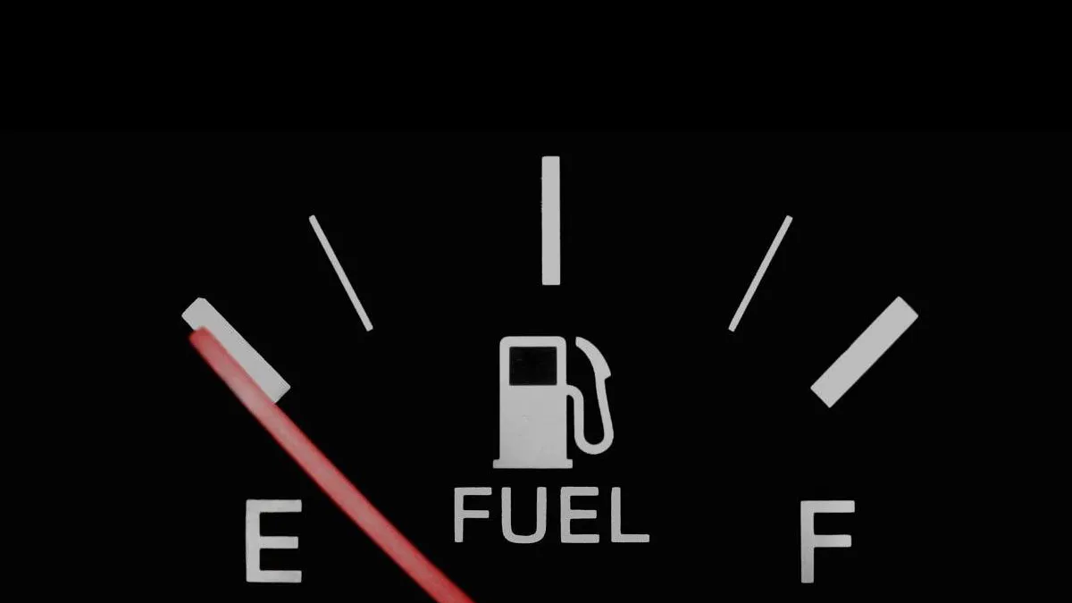 Petrol Diesel Price: महंगा हुआ कच्चा तेल, भारत में जारी हुई पेट्रोल डीजल की ताजा कीमतें <p>Petrol Diesel Price: महंगा हुआ...- India TV Hindi