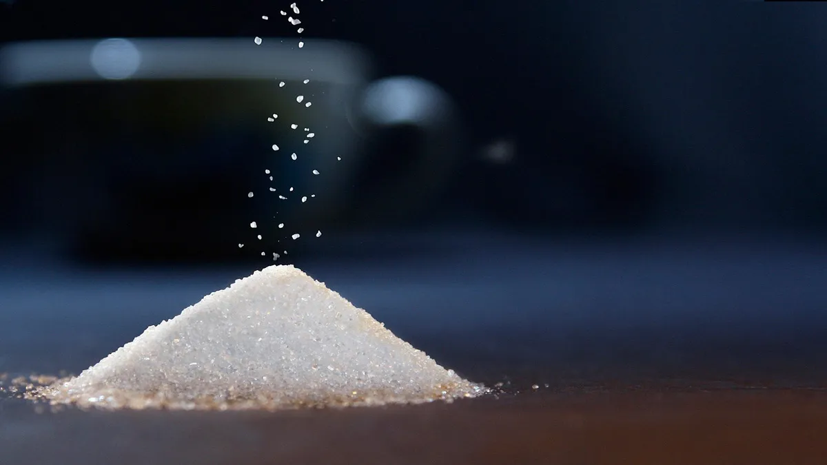 Sugarcane FRP: किसानों को फायदा उपभोक्ताओं का नुकसान, उठी चीनी का न्यूनतम बिक्री मूल्य बढ़ाने की मांग Sugarcane FRP Isma Demands for hike in minimum selling price of sugar- India TV Hindi