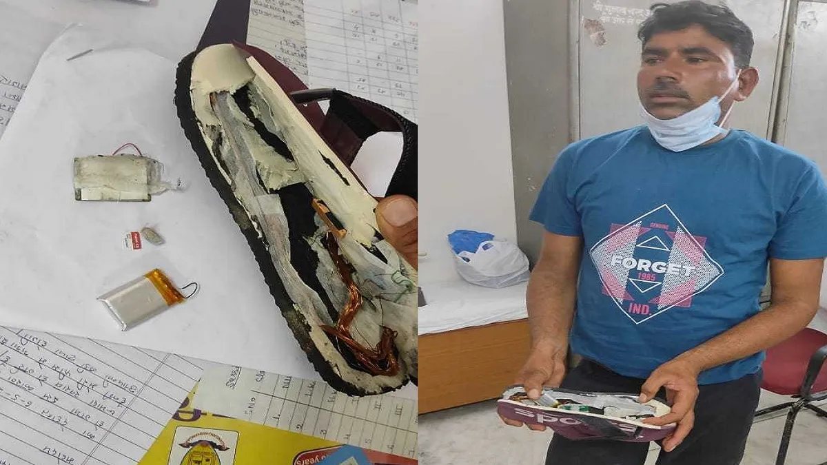 चप्पल में ब्लूटूथ डिवाइस लगाकर किया नकल करने का जुगाड़, पुलिस का चकराया सिर चप्पल में ब्लूटूथ डिवाइस लगाकर किया नकल करने का जुगाड़, पुलिस का चकराया सिर - India TV Hindi