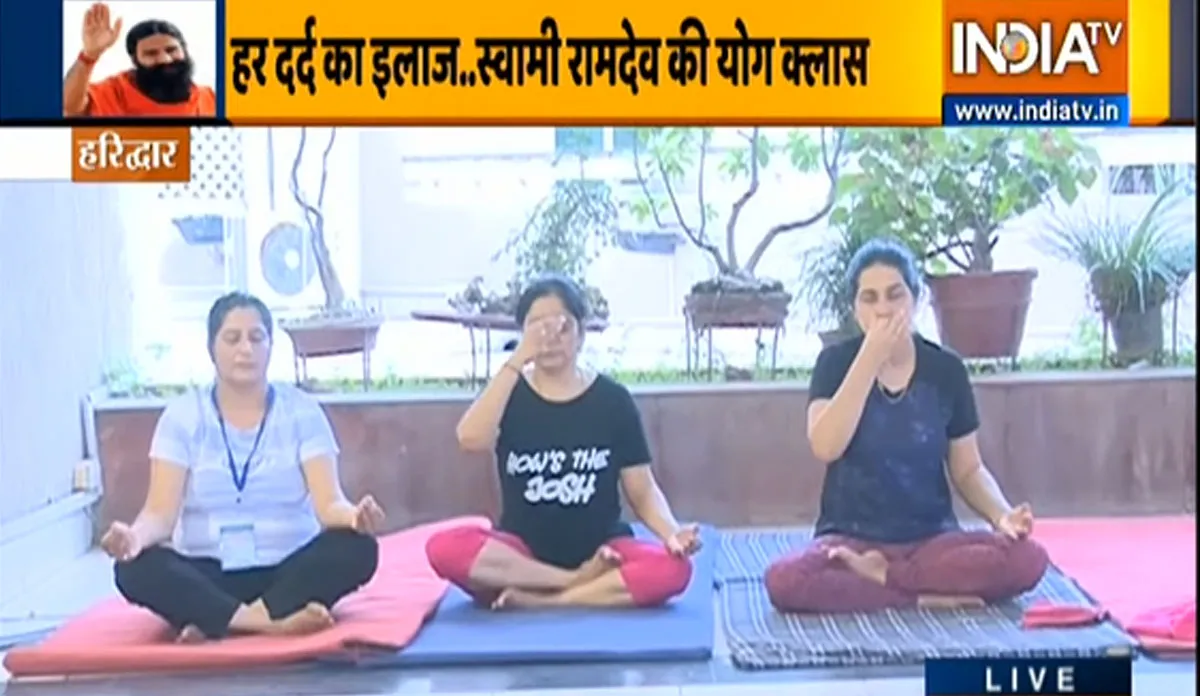 फ्रोजन शोल्डर और सर्वाइकल ने बढ़ाई टेंशन, स्वामी रामदेव से जानिए रीढ़ की हड्डी को फिट रखने के लिए कारगर इलाज जानिए रीढ़ की हड्डी को फिट रखने के लिए कारगर इलाज- India TV Hindi