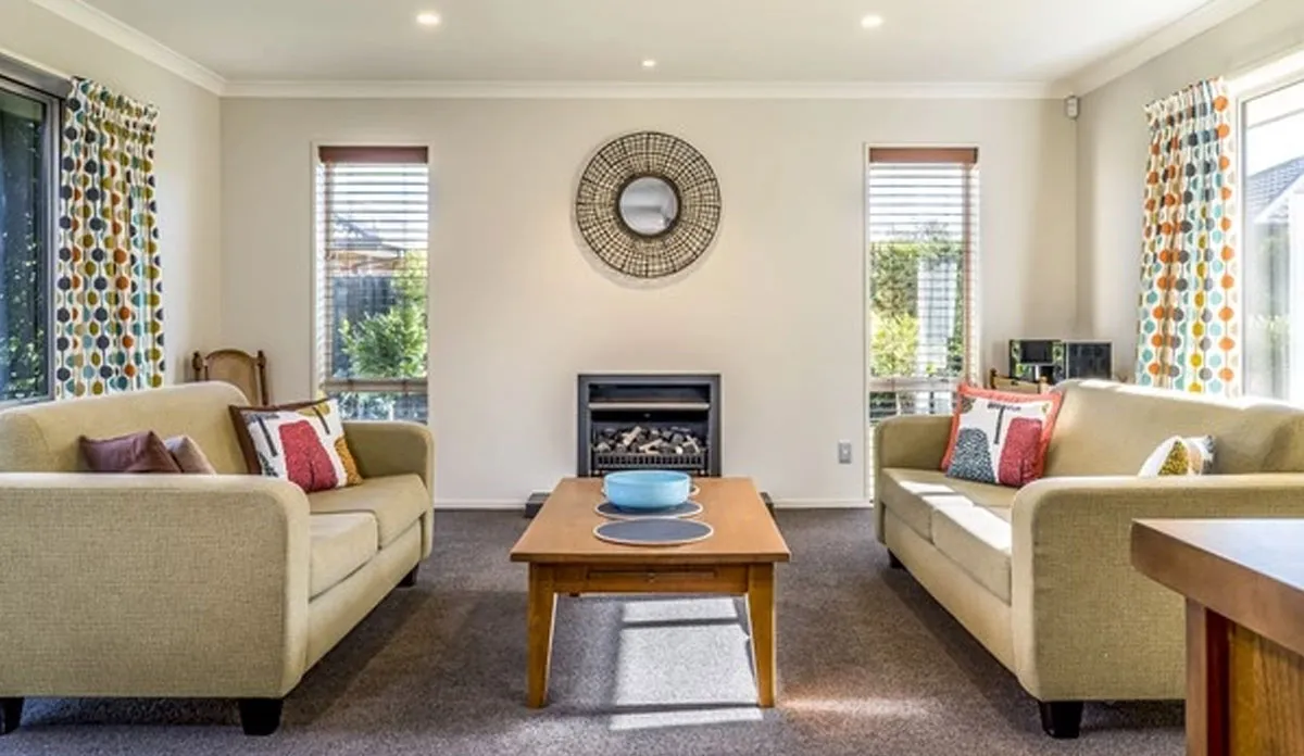 Vastu Tips: शाम या फिर रात के समय बिल्कुल भी न करें घर में रोजमर्रा के ये काम, होगी धनहानि Vastu tips in hindi - India TV Hindi