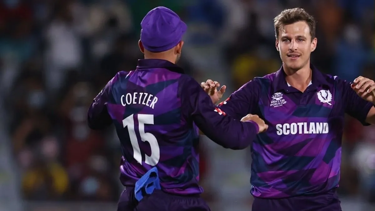 T20 World Cup: हार के साथ बांग्लादेश का अभियान हुआ शुरू, स्कॉटलैंड ने 6 रनों से हासिल की जीत <p>T20 world cup: scotland beat bangladesh by 6 runs</p>- India TV Hindi