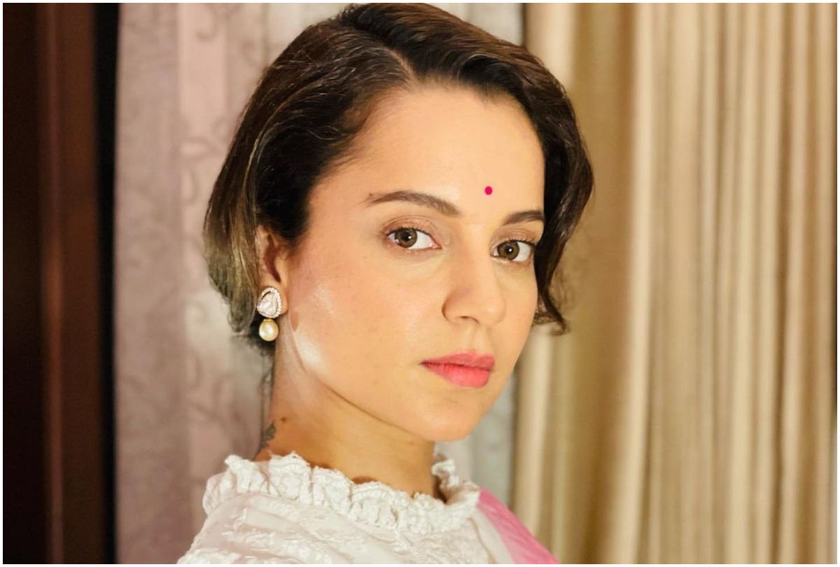 Kangana Ranaut lashed out at the girl wearing shorts, had to go to the temple like this. Kangana Ranaut got angry on the girl wearing shorts in the temple shared the picture on Twitter