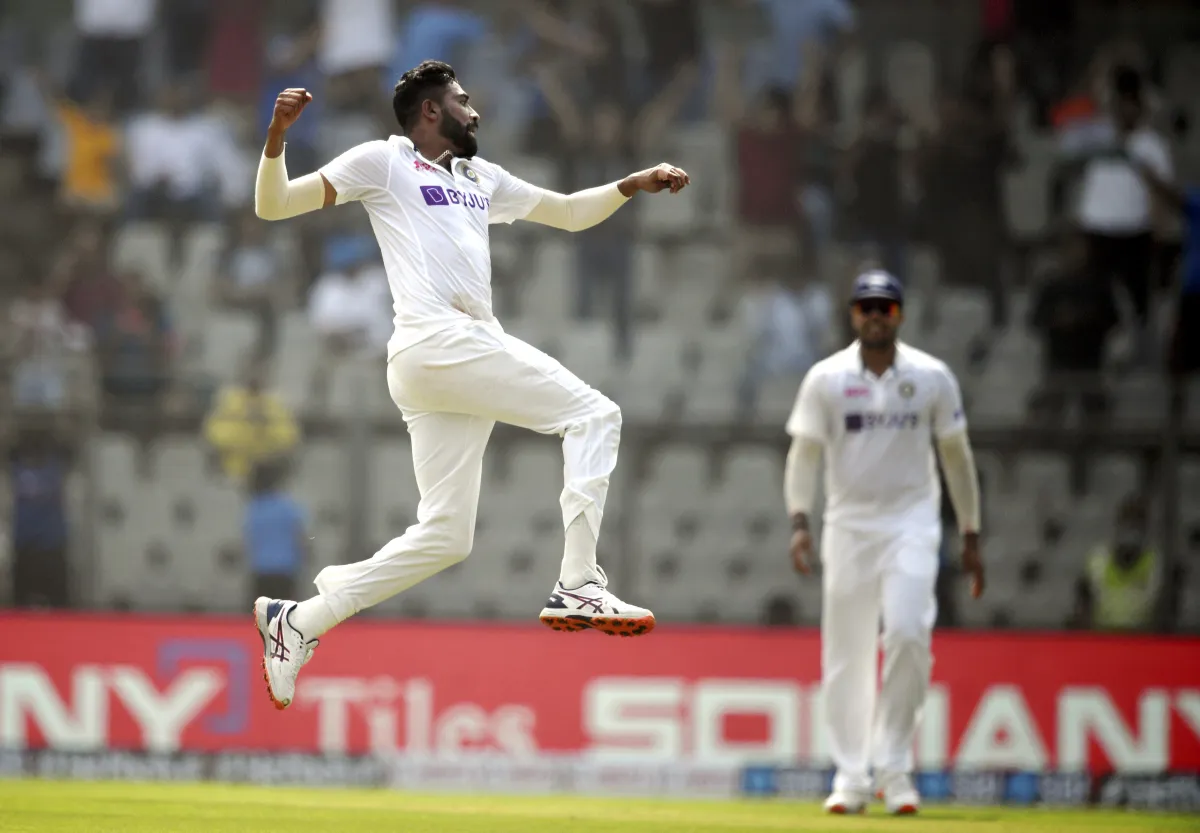IND vs BAN 1st Test Day 2 Highlights: दूसरे दिन स्टंप्स तक बांग्लादेश 133/8, फॉलोऑन से बचने के लिए 72 रन जरूरी मोहम्मद सिराज- India TV Hindi