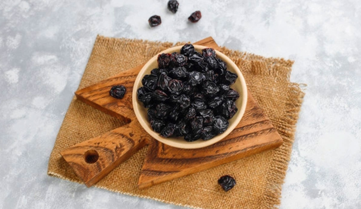 Uric acid patient add kali kishmish or black raisins in diet to control