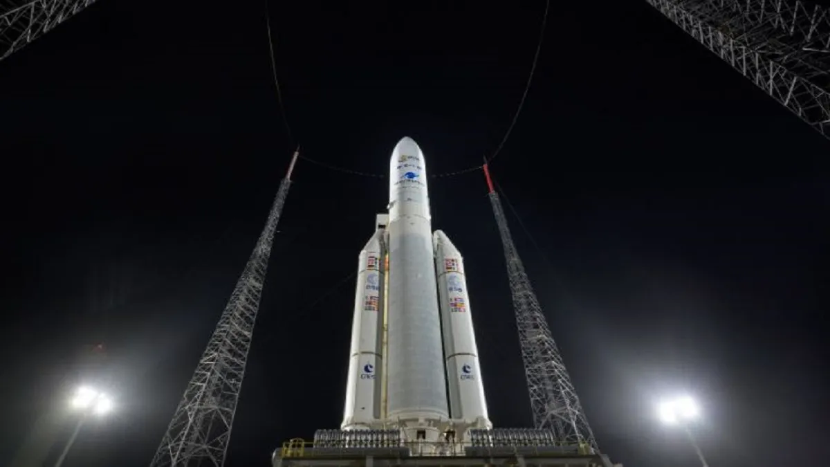 नासा ने लॉन्च की जेम्स वेब दूरबीन, करेगा ब्रह्मांड की पड़ताल नासा ने लॉन्च की दूरबीन (Photo- Nasa/Twitter)- India TV Hindi