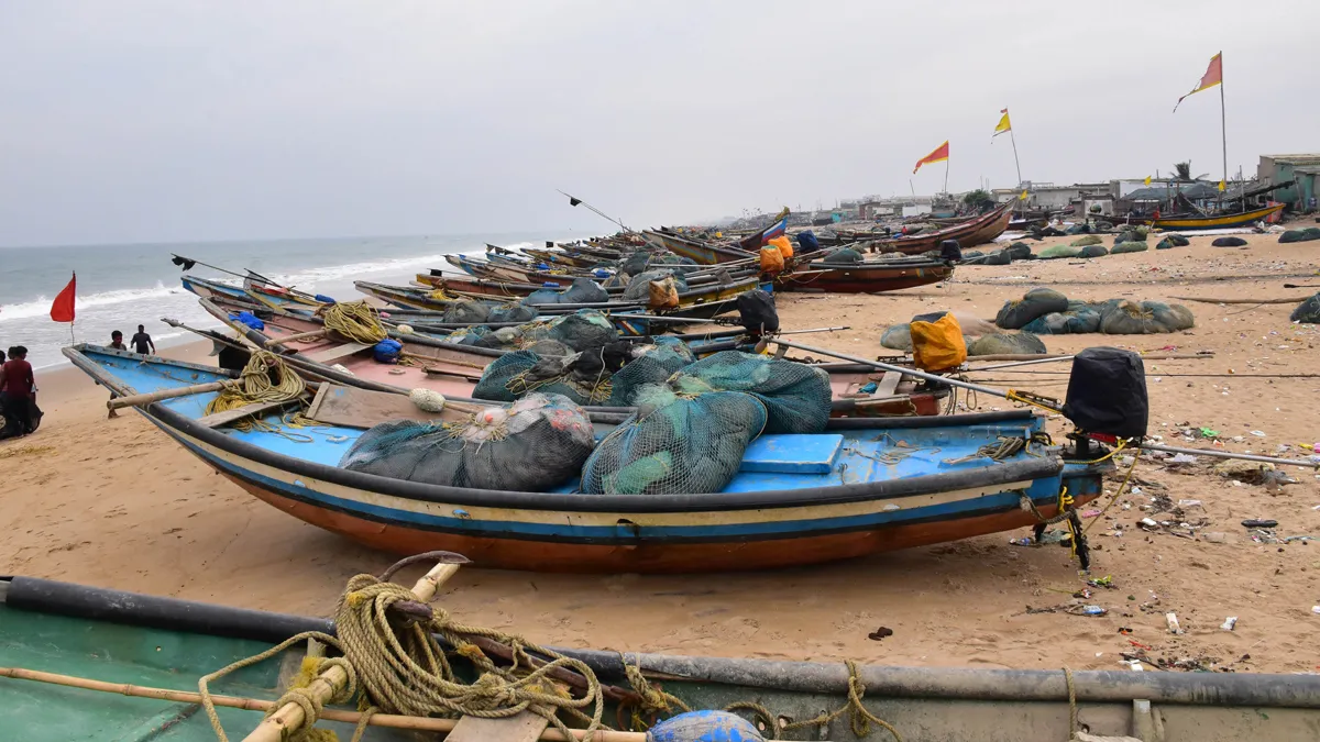 Cyclone Jawad LIVE Updates: आज शाम विशाखापट्टनम तक पहुंचेगा 'जवाद' तूफान, भारी बारिश की चेतावनी cyclone jawad- India TV Hindi