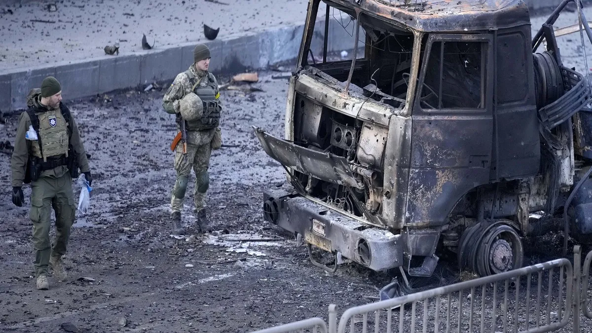 Russia-Ukraine News: परमाणु निगरानी एजेंसी की बुधवार को बैठक, पुतिन ने परमाणु सेना को अलर्ट पर रखा Russia Ukraine News- India TV Hindi