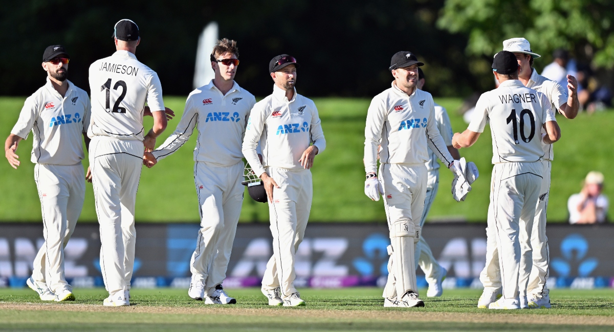 NZ Vs SA : South Africa In Massive Trouble As New Zealand Dominate 1st ...